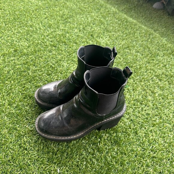 Black Platform Chelsea Boots - Excellent Condition (Size 7.5 USA) - Picture 2 of 4